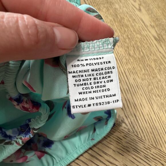 Collective‎ Concepts Teal Aqua Floral Sleeveless Blouse Small Petite - Picture 4 of 7